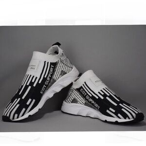 IN SEARCH OF adidas eqt support sz 6 Not for sale